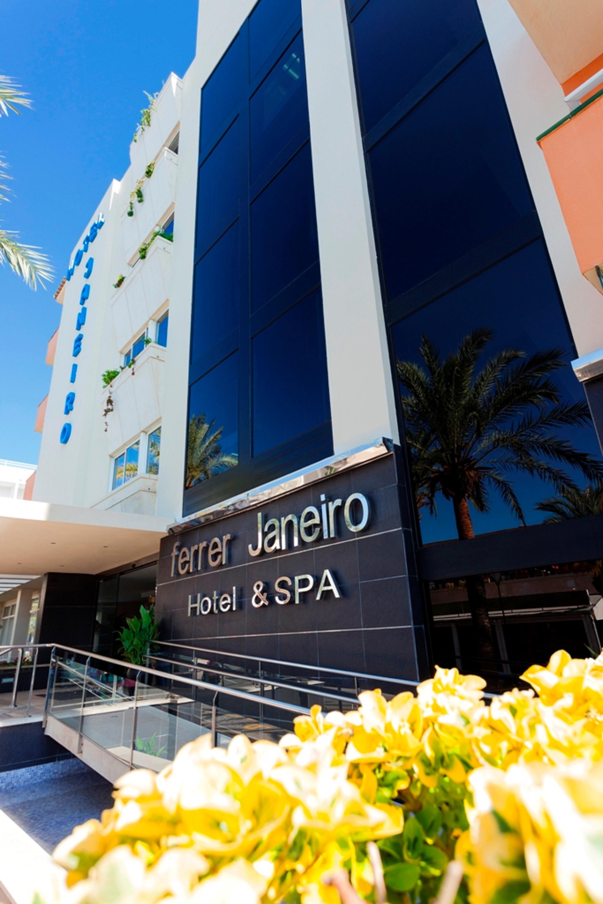 Ferrer Janeiro Hotel & Spa กันปิกาฟอร์ต ภายนอก รูปภาพ