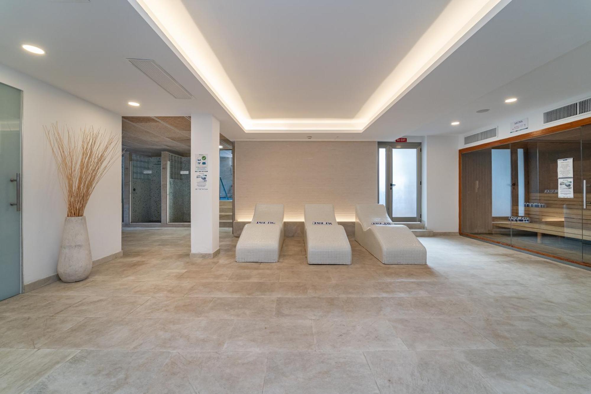 Ferrer Janeiro Hotel & Spa กันปิกาฟอร์ต ภายนอก รูปภาพ