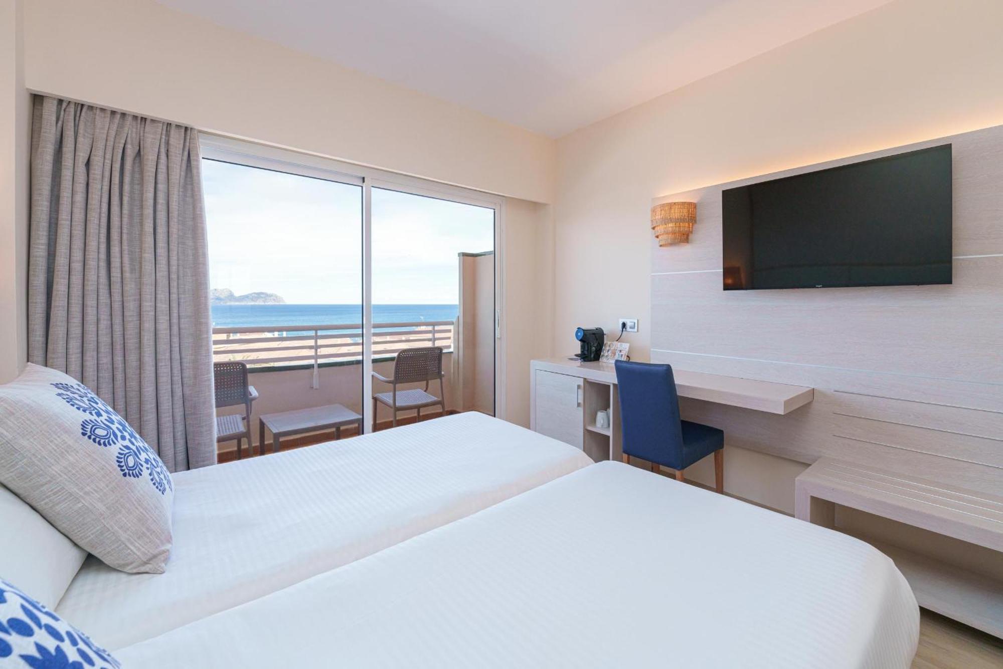 Ferrer Janeiro Hotel & Spa กันปิกาฟอร์ต ภายนอก รูปภาพ