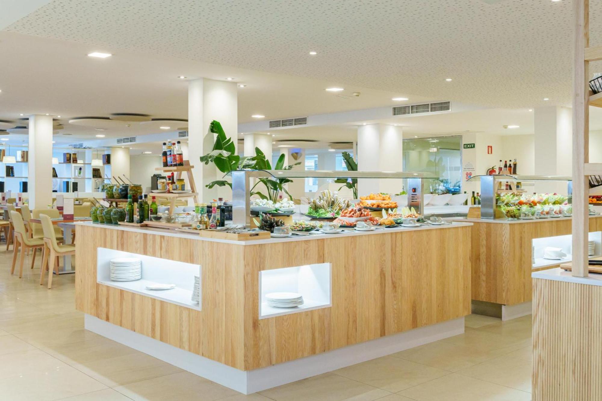 Ferrer Janeiro Hotel & Spa กันปิกาฟอร์ต ภายนอก รูปภาพ